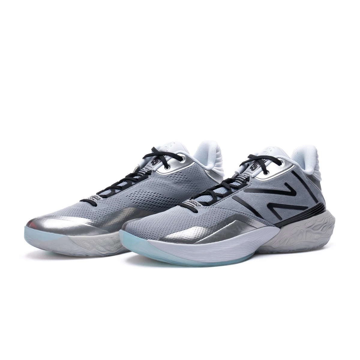 Silver sales basketball shoes