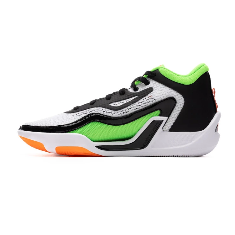 zapatilla-jordan-tatum-1-home-team-white-total-orange-black-green-strike-2