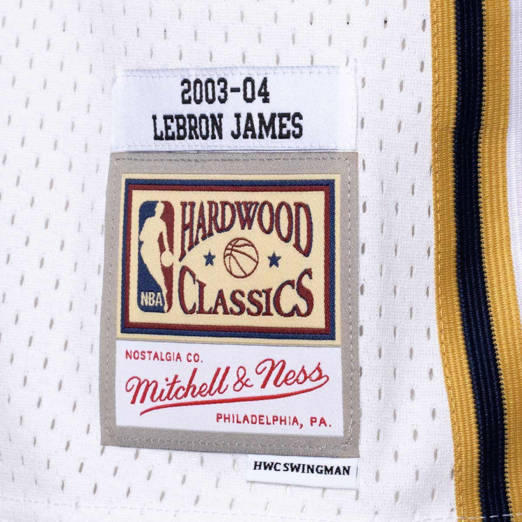 camiseta-mitchellness-swingman-jersey-cleveland-cavaliers-lebron-james-2003-white-white-3