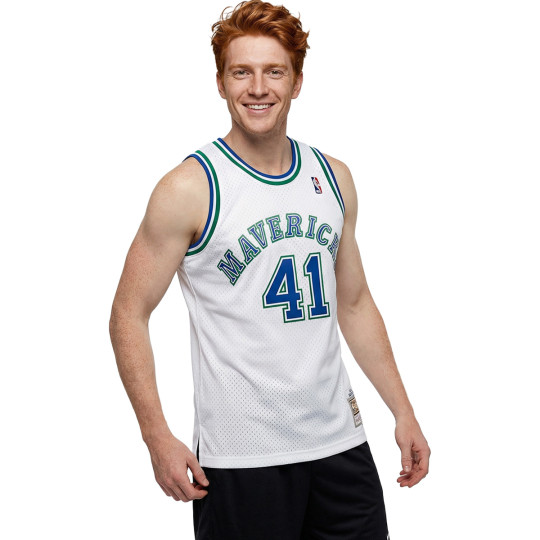 dirk mitchell and ness