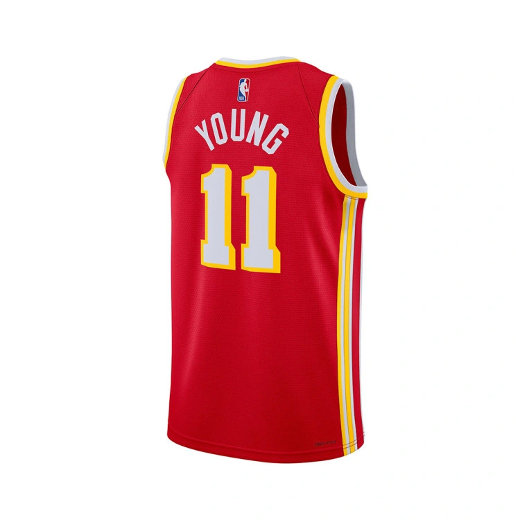 camiseta-nike-atlanta-hawks-swingman-icon-edition-trae-young-university-red-3