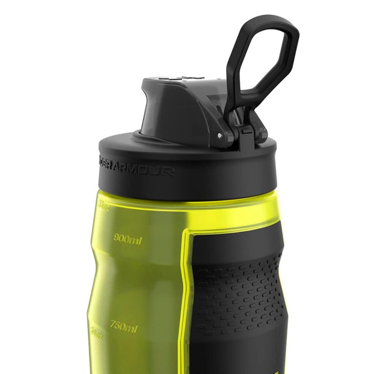 botella-under-armour-32oz-playmaker-squeeze-950-ml-hi-vis-yellow-3