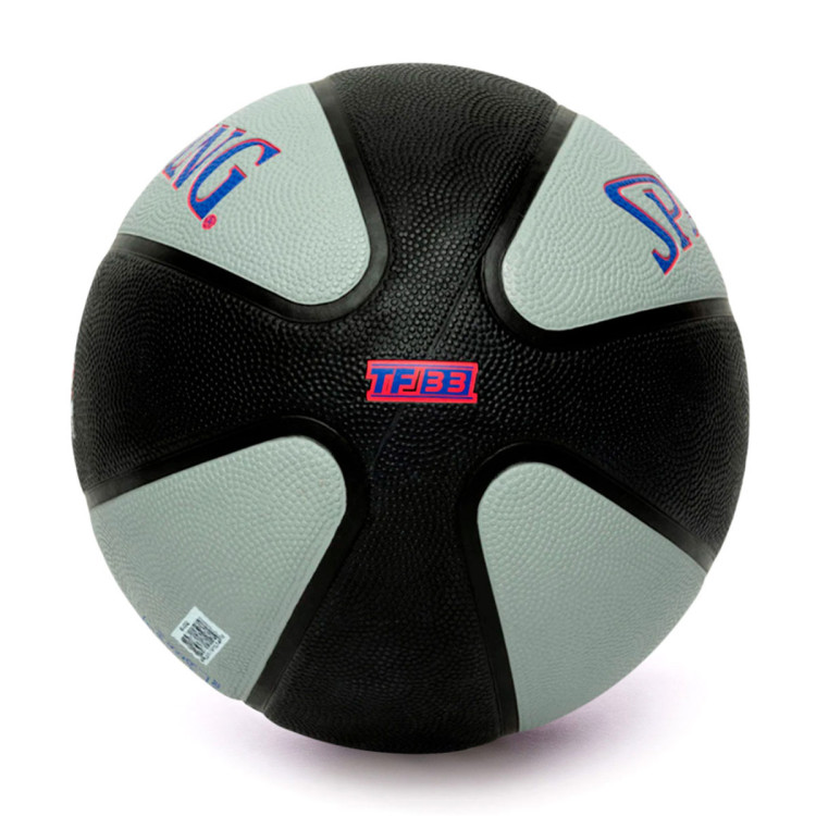 balon-spalding-tf-33-redbull-half-court-rubber-basketball-sz7-black-silver-2