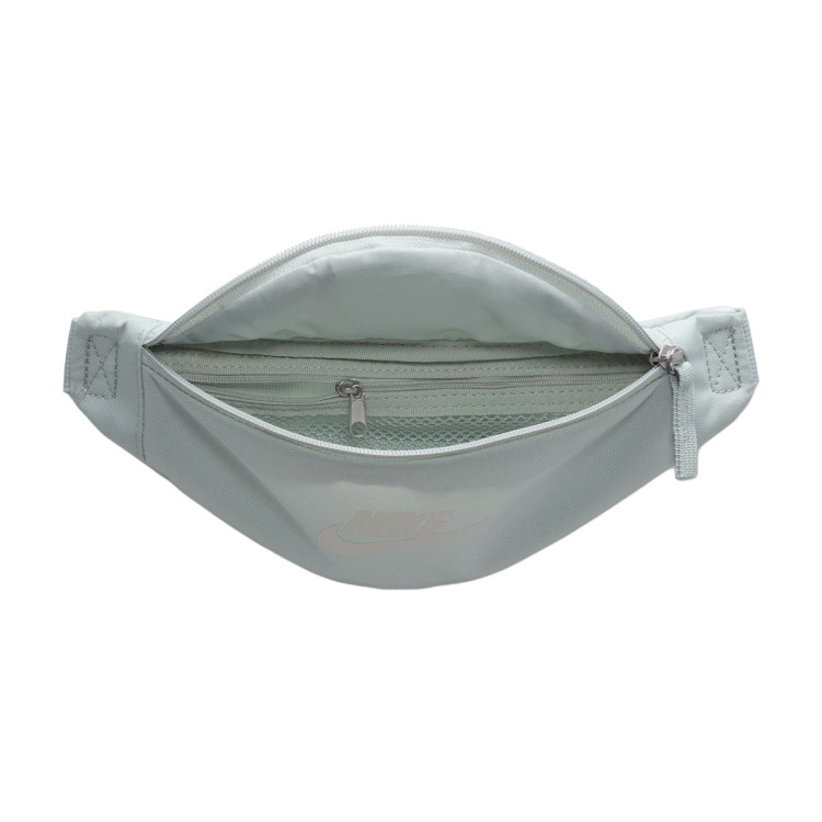 bandolera-nike-heritage-waistpack-light-silver-light-silver-phantom-4