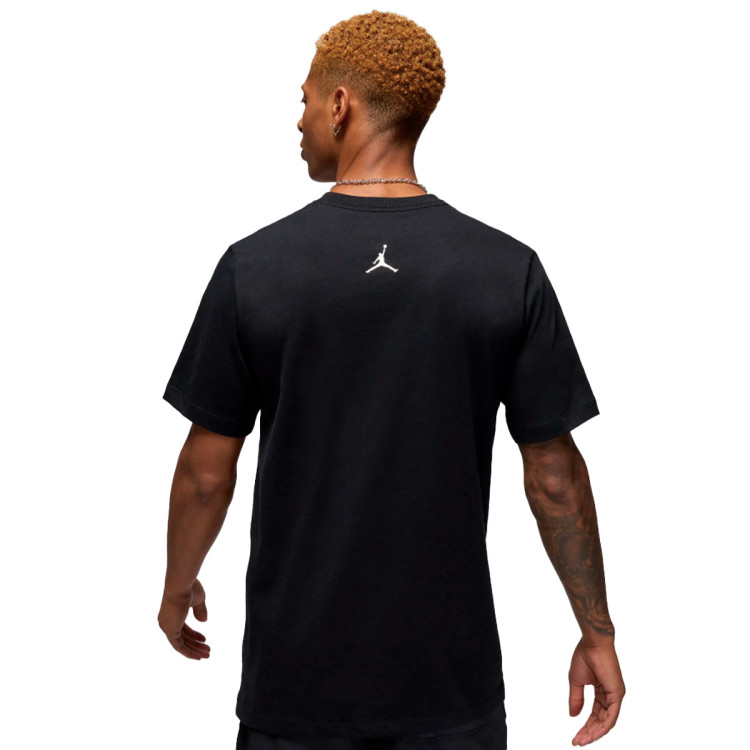 camiseta-jordan-flight-essential-gfx-crew-black-white-1