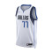 Camiseta Nike Dallas Mavericks Association Swingman Luka Doncic Niño