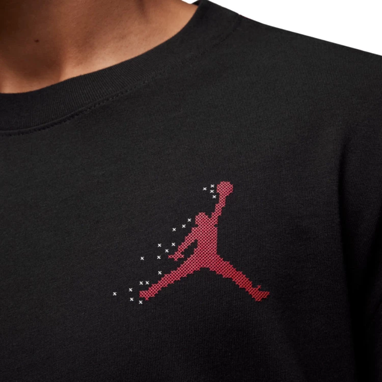 camiseta-jordan-essentials-holiday-black-3