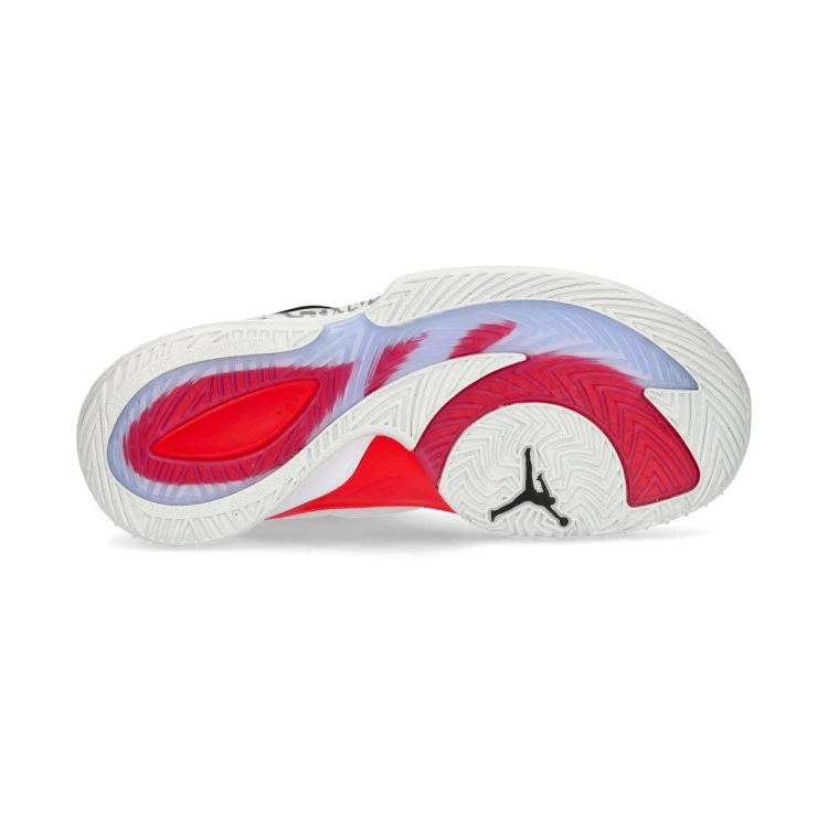 zapatillas-jordan-luka-3-motorsport-white-metallic-gold-black-red-orbit-3
