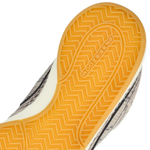 OUTSOLE-2