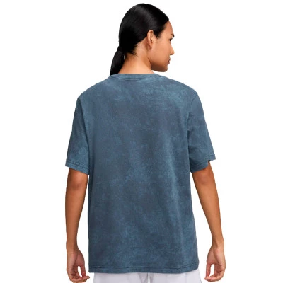 Playera Sportswear Graphic Basketball Mujer