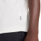 New Balance Reifen auf dem Gericht Trikot