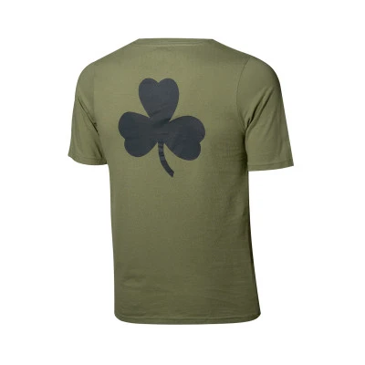 Erklärung am Platz der Boston Celtics für Kinder T-Shirt