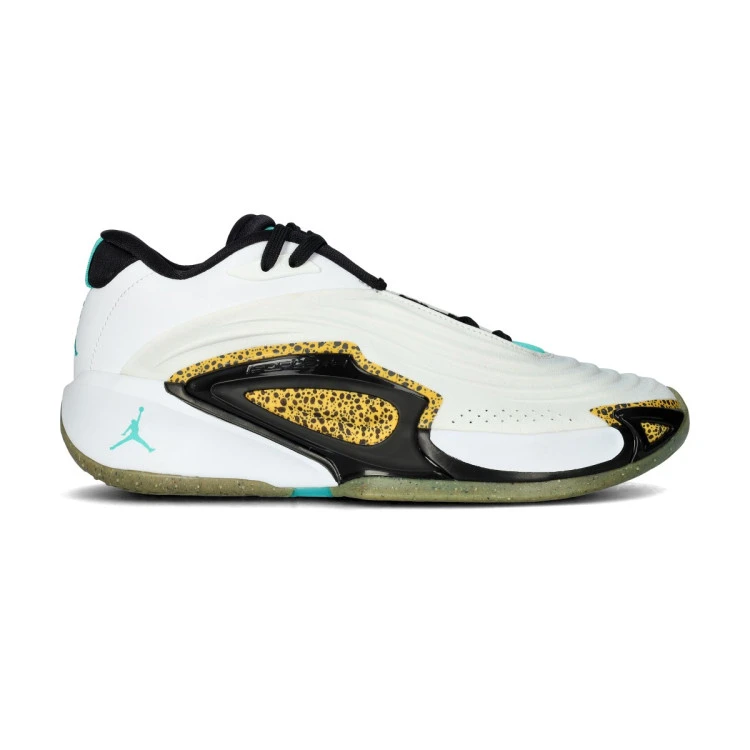 zapatillas-jordan-luka-3-safari-white-hyper-jade-laser-orange-1