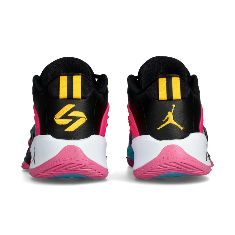 zapatillas-jordan-luka-3-imaginarium-pink-prime-university-gold-black-4