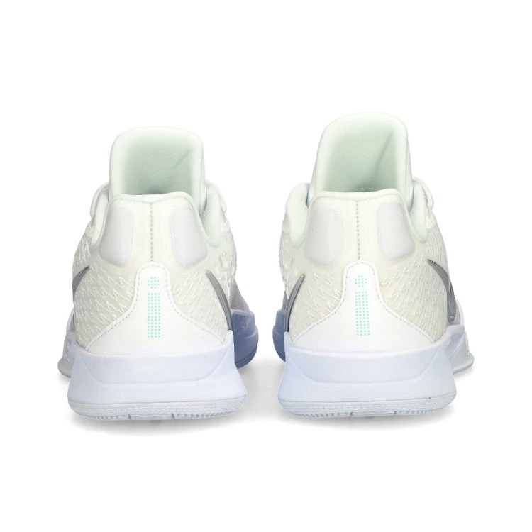 zapatillas-nike-sabrina-2-white-noise-mujer-white-metallic-silver-summit-white-4