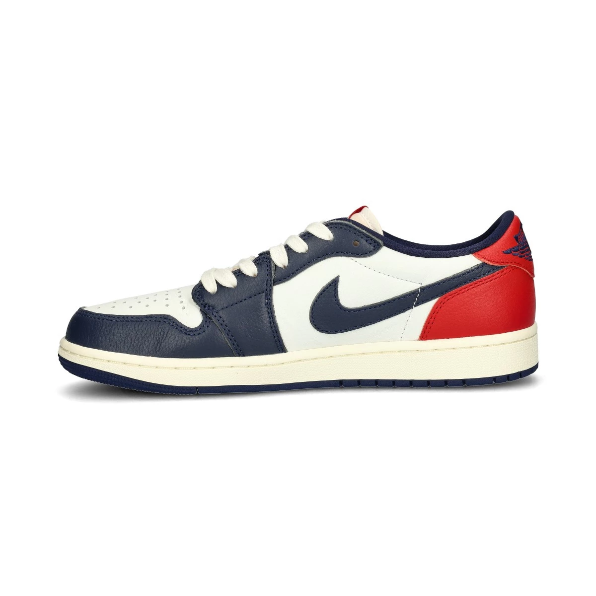 Air jordan 1 retro low og midnight navy hotsell
