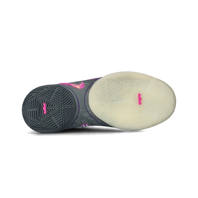 zapatillas-nike-lebron-22-tunnel-vision-nino-black-laser-fuchsia-dark-grey-3