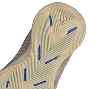 OUTSOLE-2