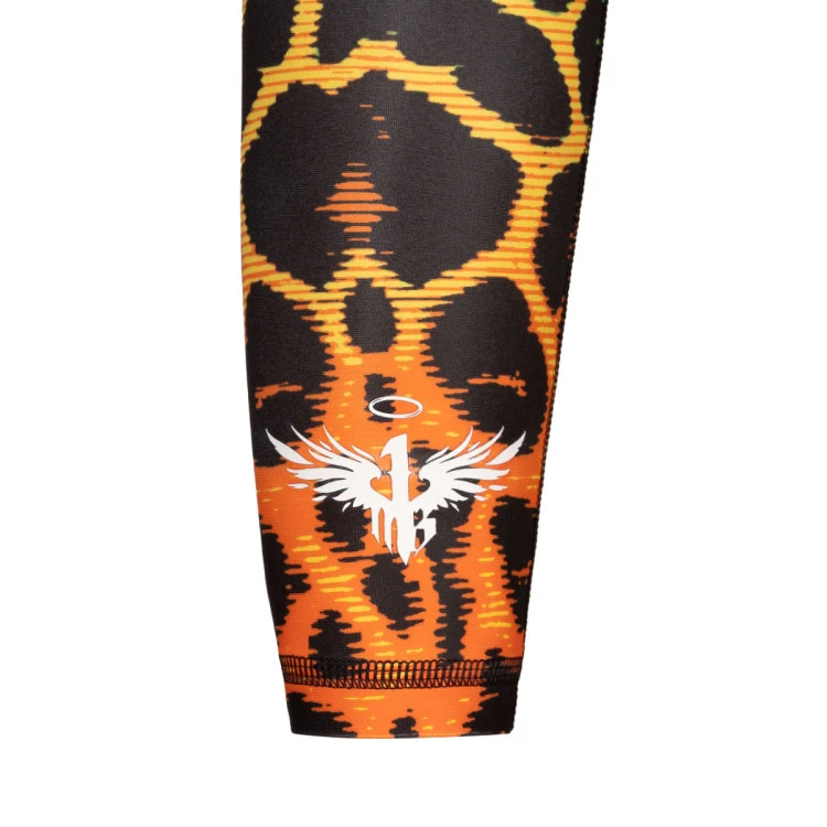 manguitos-puma-melo-alien-skins-arm-sleeves-black-aop-2