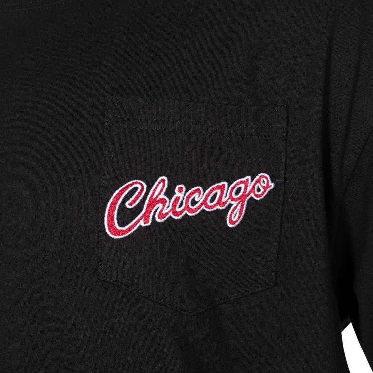 camiseta-mitchell-ness-double-hit-ss-pocket-tee-vintage-logo-black-6