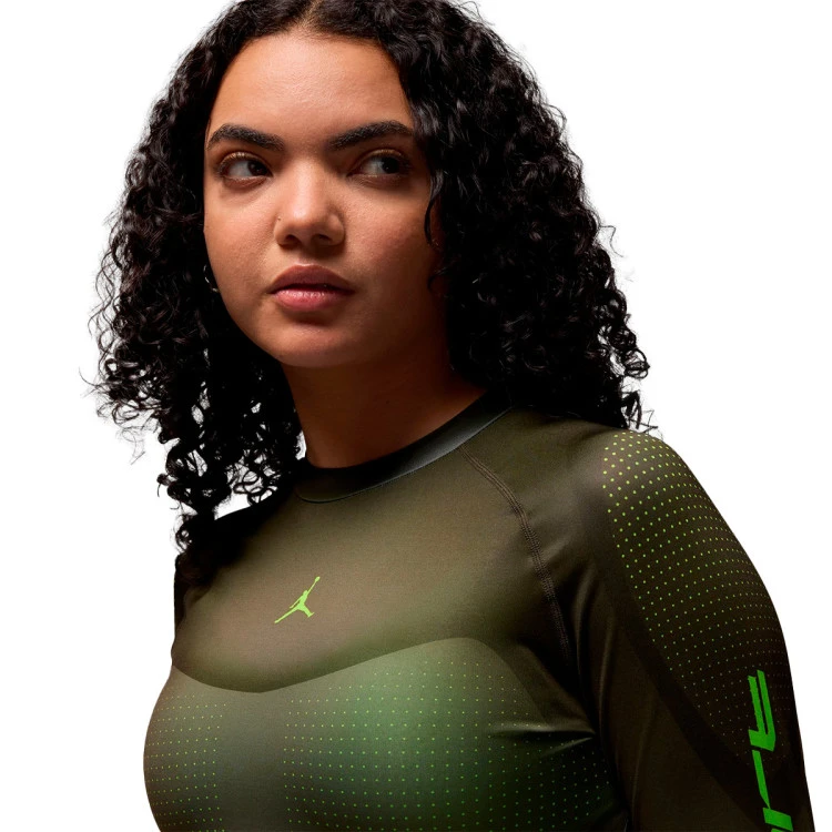 camiseta-jordan-manga-larga-sport-dri-fit-graphic-top-mujer-off-noir-3