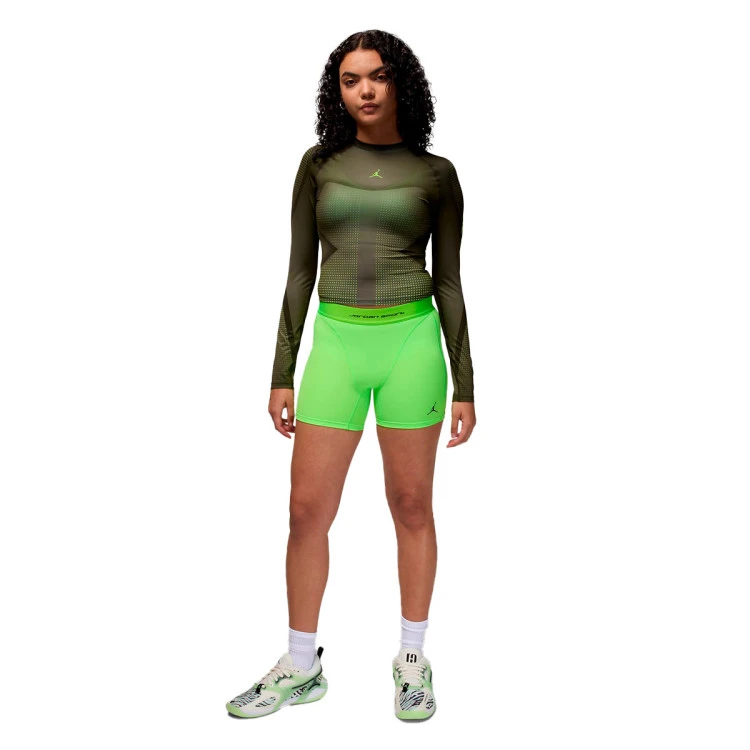camiseta-jordan-manga-larga-sport-dri-fit-graphic-top-mujer-off-noir-4
