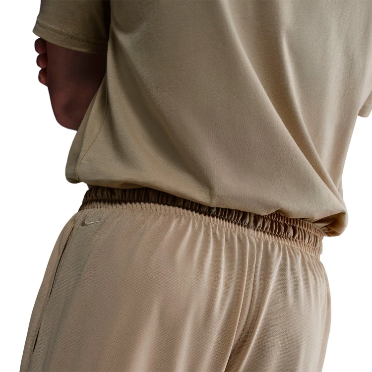 pantalon-corto-nike-kobe-bryant-dri-fit-desert-khaki-desert-khaki-black-1