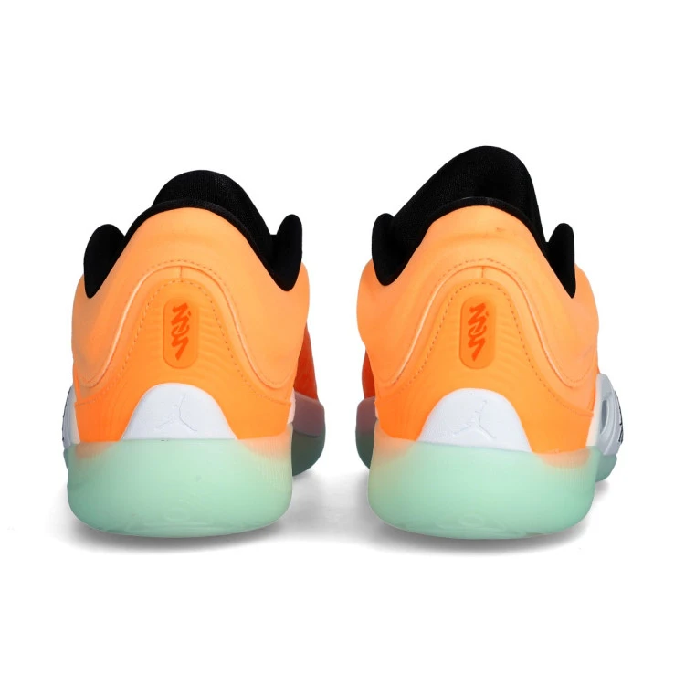 zapatillas-jordan-zion-4-forged-in-fire-cone-ice-peach-black-white-4