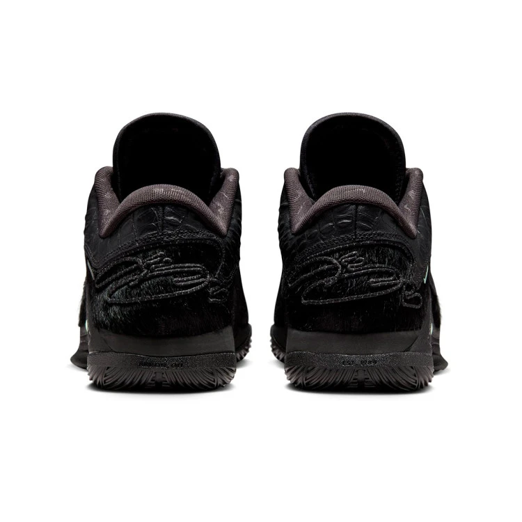 zapatillas-nike-lebron-22-black-label-black-alabaster-black-hyper-violet-4