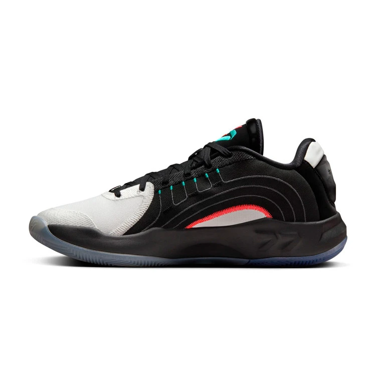 zapatillas-jordan-luka-4-bloodline-black-bright-crimson-summit-white-2