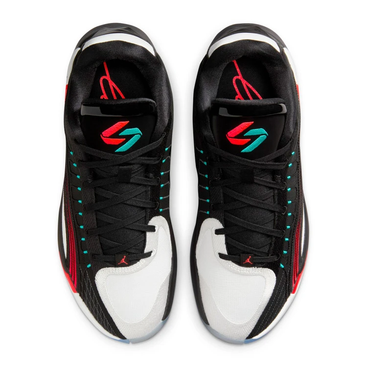 zapatillas-jordan-luka-4-bloodline-black-bright-crimson-summit-white-5