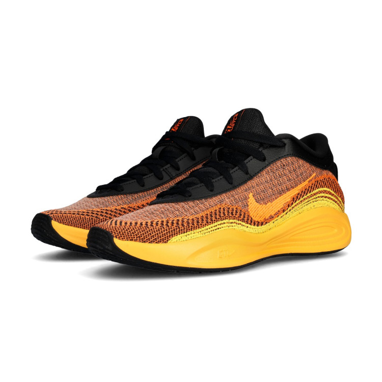 Nike GT Academy バスケットシューズ ブラック/ゴールド zapatillas-nike-g.t.-hustle-