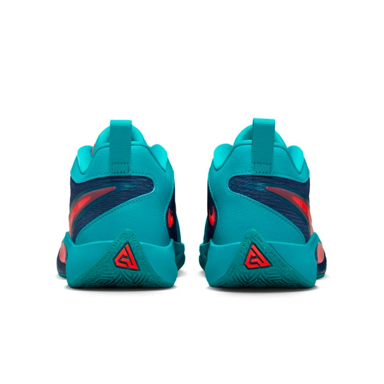 zapatillas-nike-giannis-freak-6-liam-maverick-nino-dusty-cactus-obsidian-bright-crimson-4