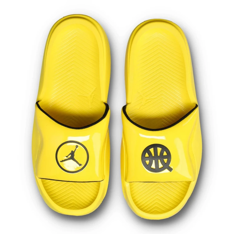 chanclas-jordan-franchise-quai-54-tour-yellow-black-1