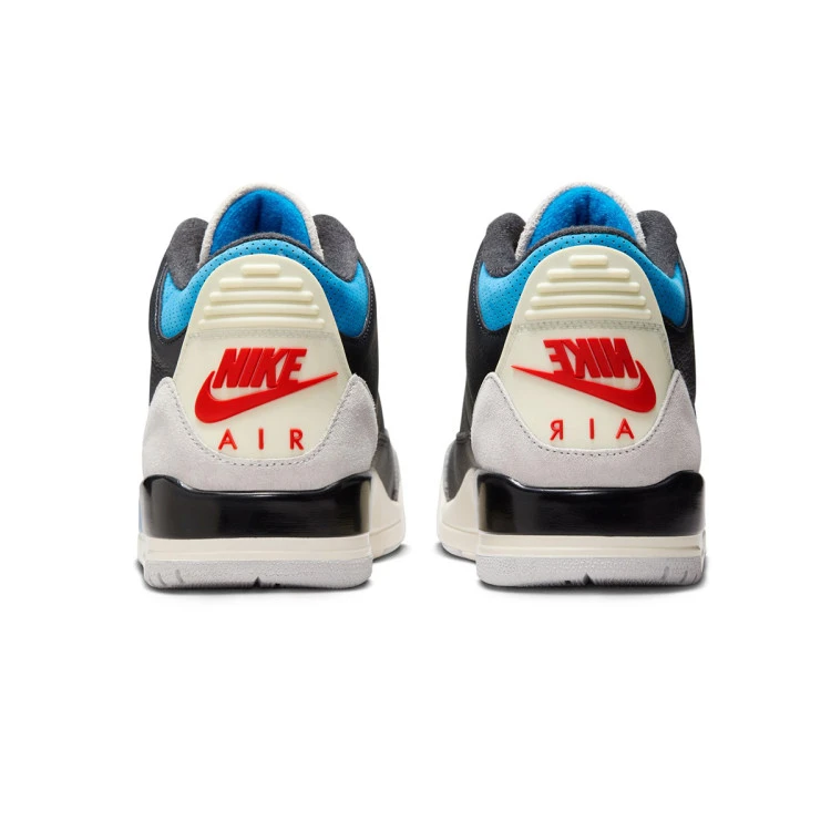 zapatilla-jordan-air-jordan-3-retro-og-rare-air-black-chile-red-neutral-grey-4