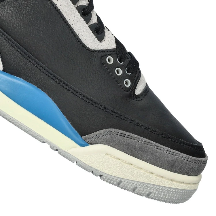 zapatilla-jordan-air-jordan-3-retro-og-rare-air-black-chile-red-neutral-grey-6