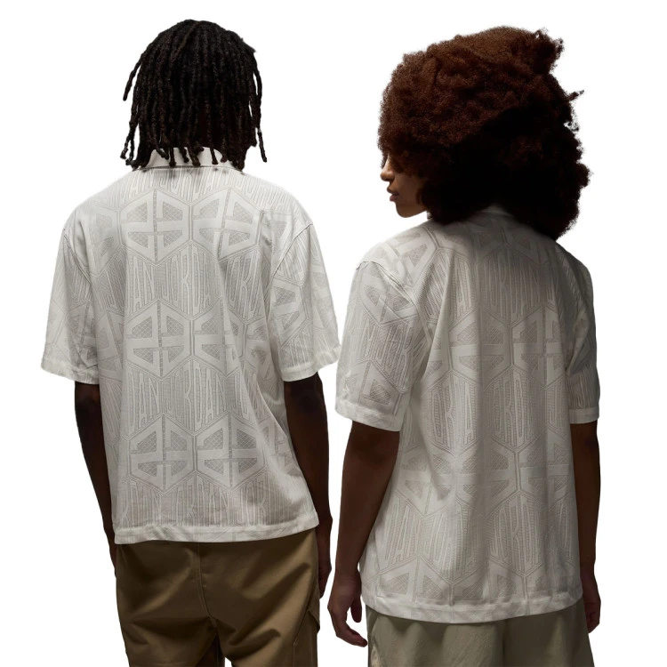 camiseta-jordan-essentials-sail-1