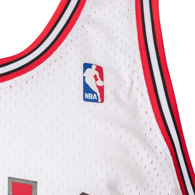 camiseta-mitchell-ness-nba-swingman-jersey-bulls-97-98-scottie-pippen-blanco-4