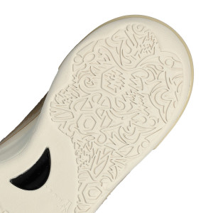 OUTSOLE-2
