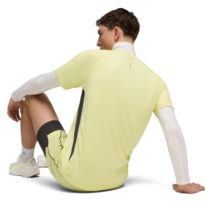 Camiseta M Run Velocity Tee (Poly)