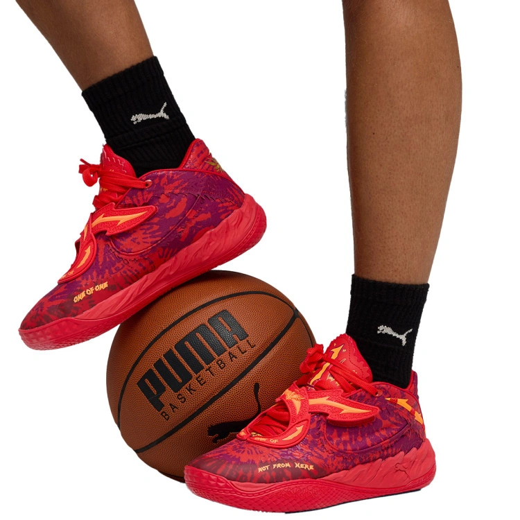 zapatillas-puma-mb.05-crowd-surf-red-magenta-gleam-speed-yellow-6