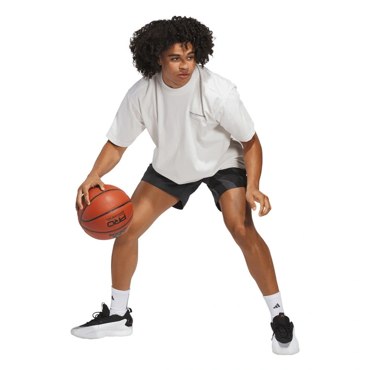 pantalon-corto-adidas-anthony-edwards-foundation-carbon-4