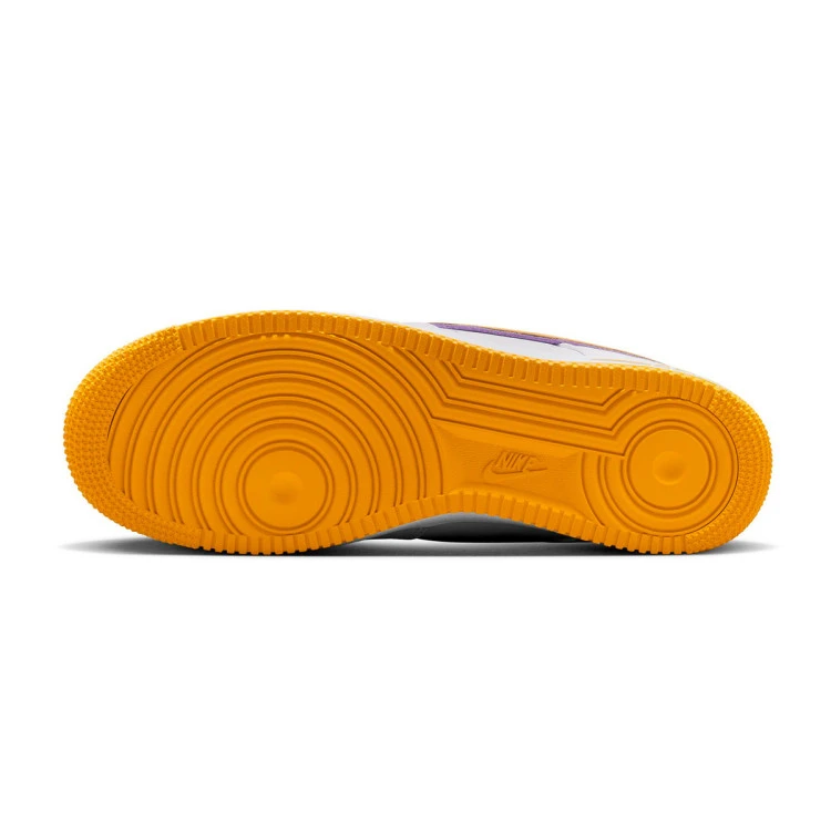 zapatilla-nike-air-force-1-low-retro-kobe-bryant-white-varsity-maize-varsity-purple-3