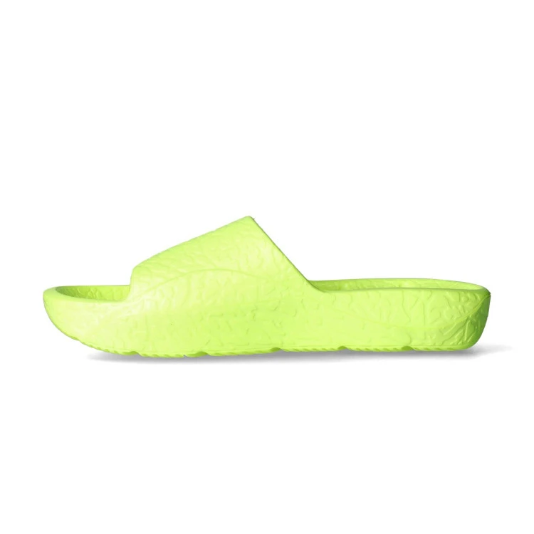 chanclas-jordan-franchise-shower-amarillo-4