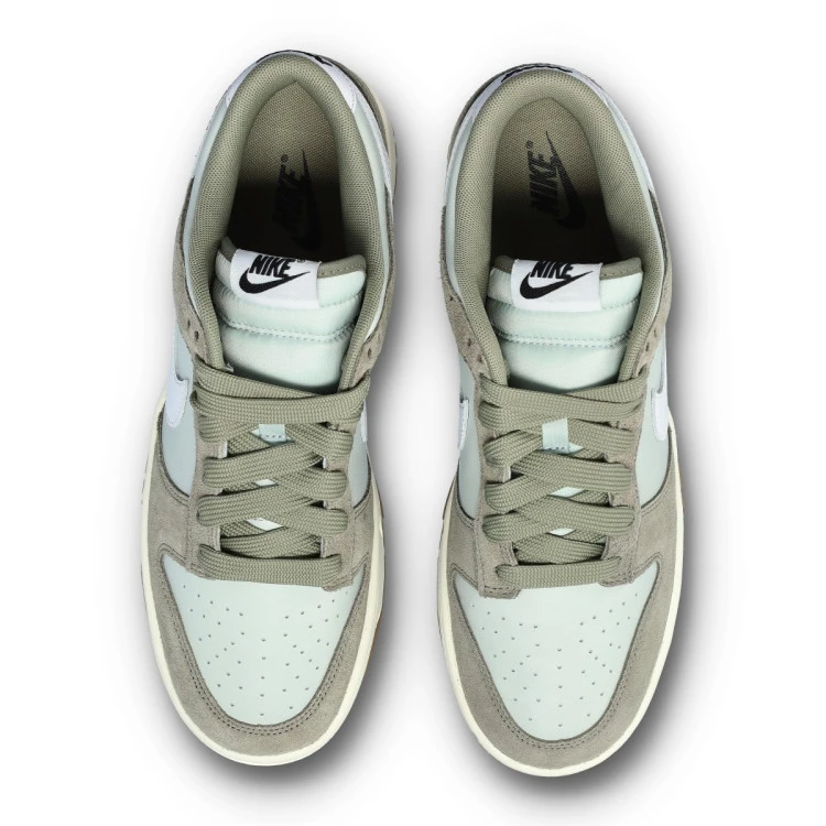 zapatilla-nike-dunk-low-retro-se-plata-4