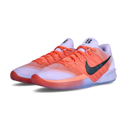 Basketballschuhe Nike Sabrina 3 Strahlende Fuβballschuhe für