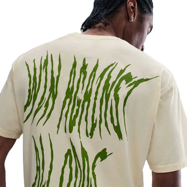 camiseta-nike-max90-street-coconut-milk-1