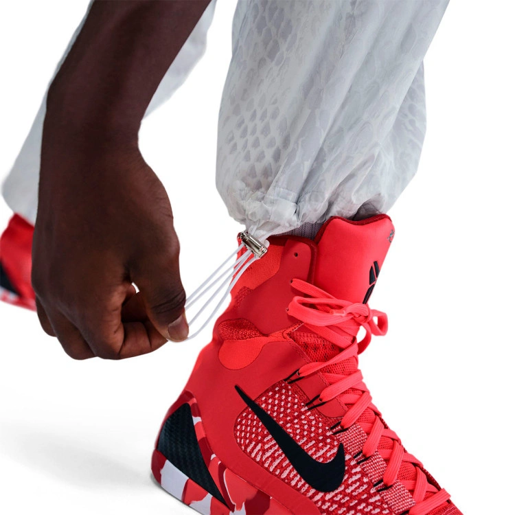 pantalon-largo-nike-kobe-light-weight-woven-white-reflective-silv-3