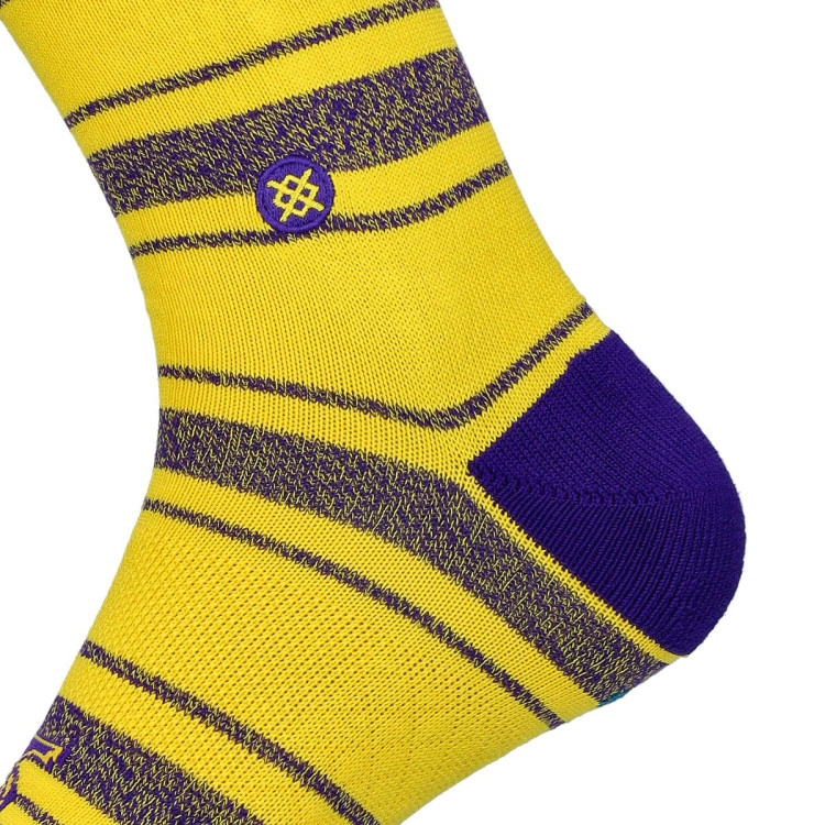 calcetines-stance-los-angeles-lakers-homesick-crew-dorado-3