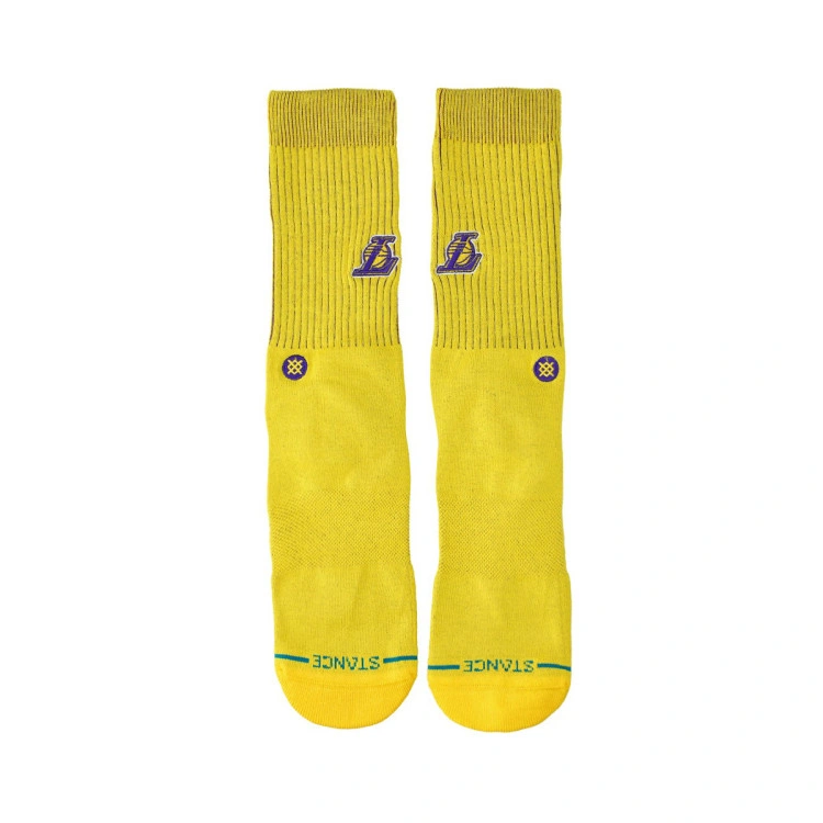 calcetines-stance-los-angeles-lakers-badged-crew-dorado-5